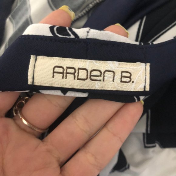 ARDEN B DRESS - Picture 4 of 4